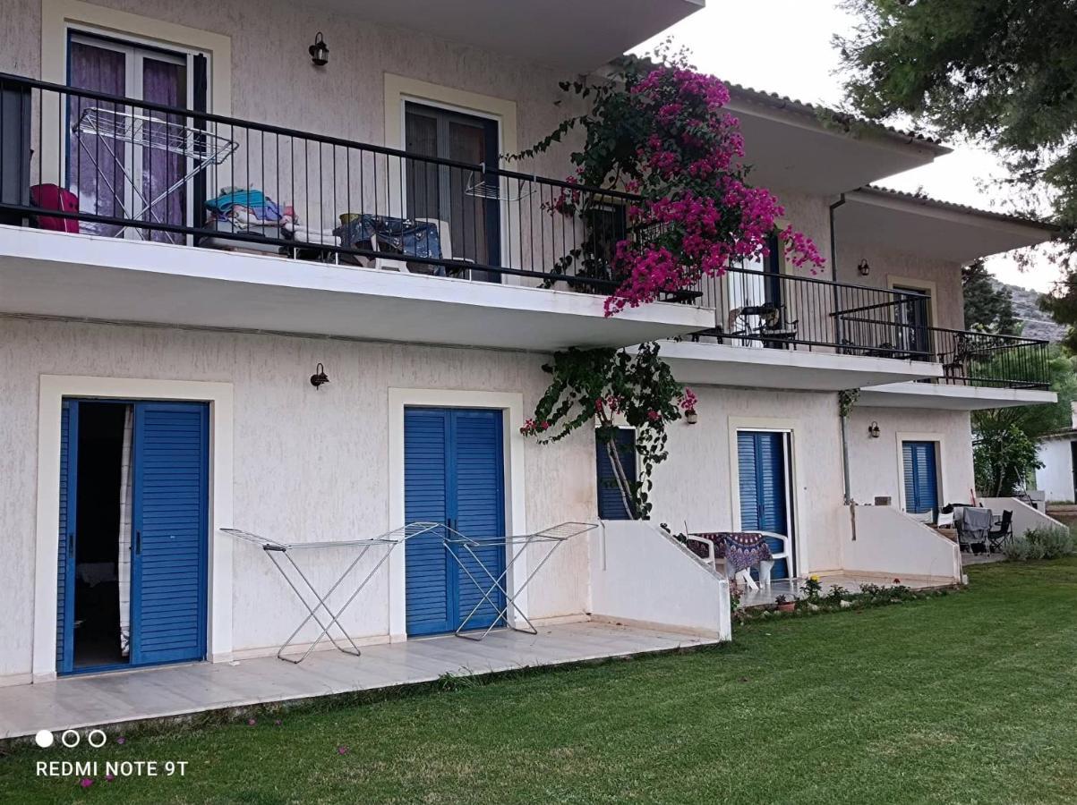 Villa Galaxídhion Exterior foto